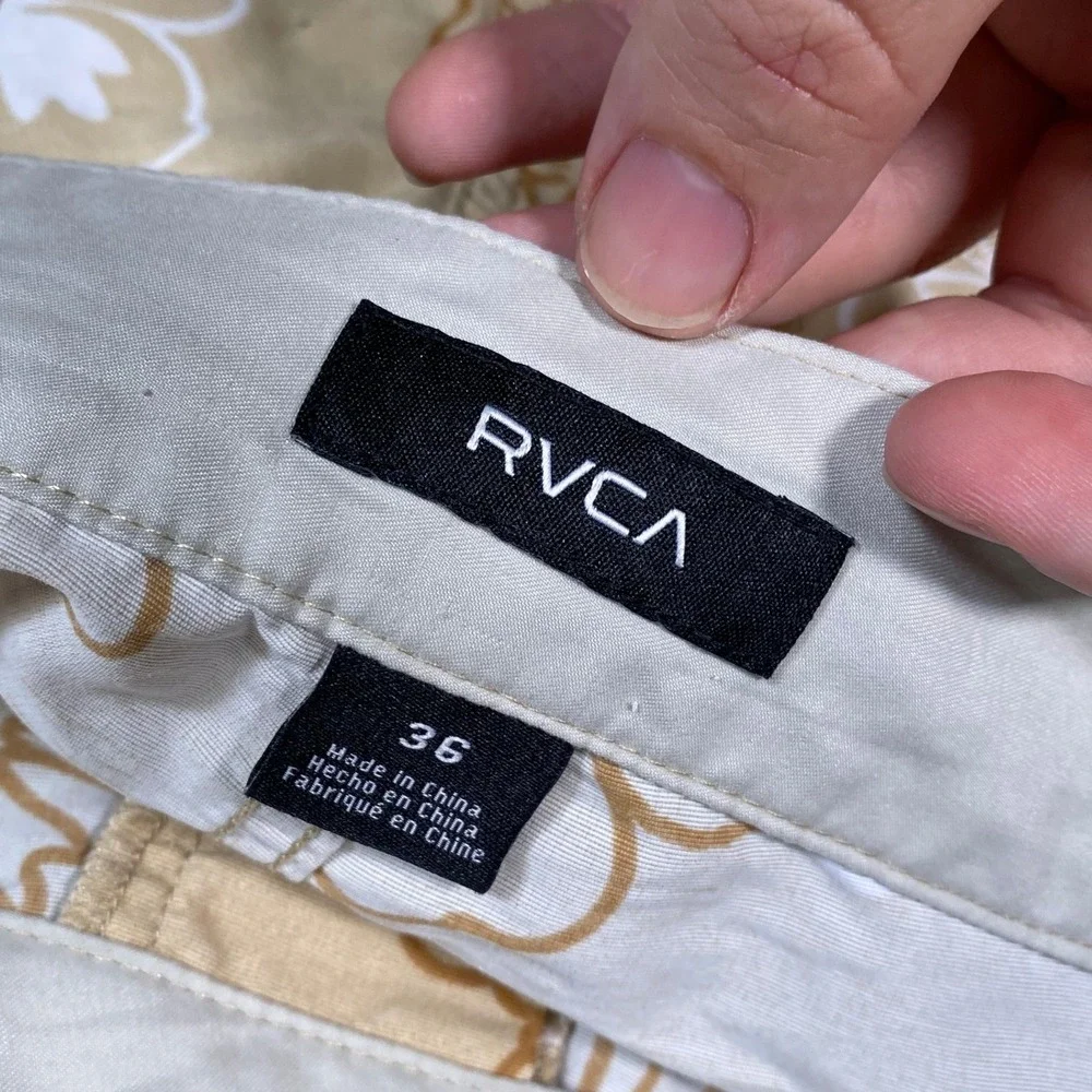 RVCA Mens Board Shorts Tan White Hibiscus Floral Print Swim Trunks Size‎ 36